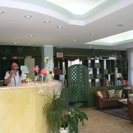 Hotel Diamante 3*