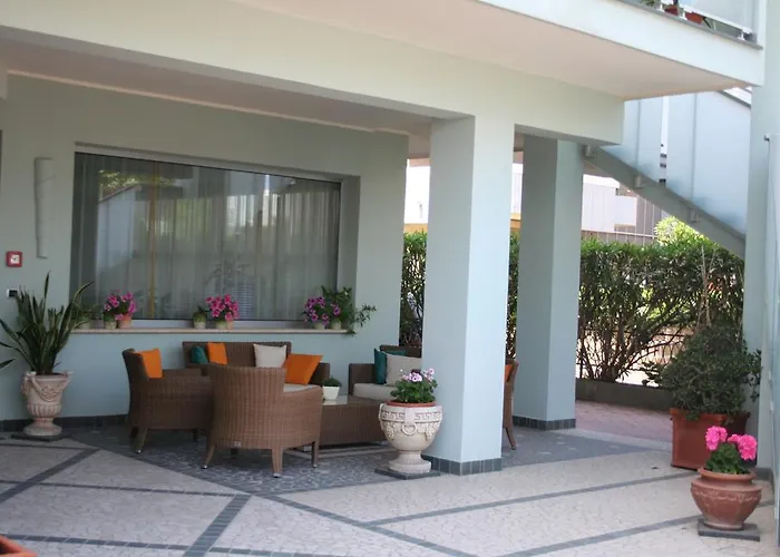 Diamante 3* פרנקווילה אל מארה