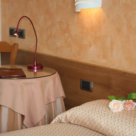 Diamante Hotel 3*