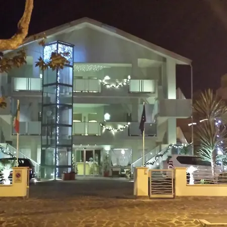 Diamante Hotel 3*